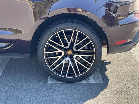 Used 2023 Porsche Macan S image 10