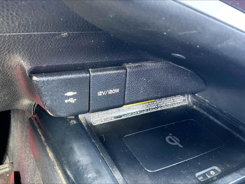 Used 2019 Toyota Camry XSE w/ Navigation Package FWD image 30