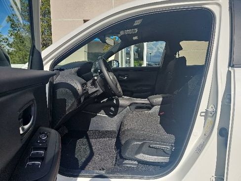New 2026 Honda HR-V Sport image 9