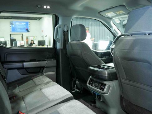 Used 2022 Ford F150 XLT w/ Equipment Group 302A High image 19