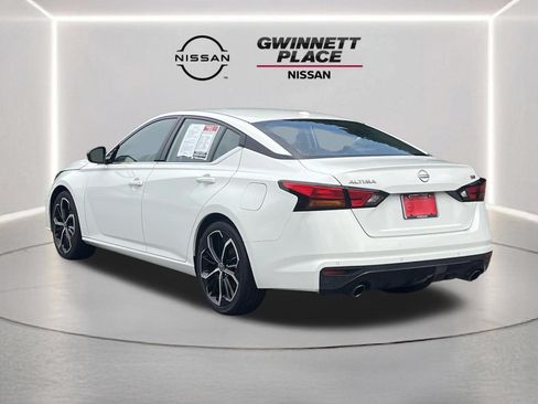 Used 2024 Nissan Altima 2.5 SR FWD image 22