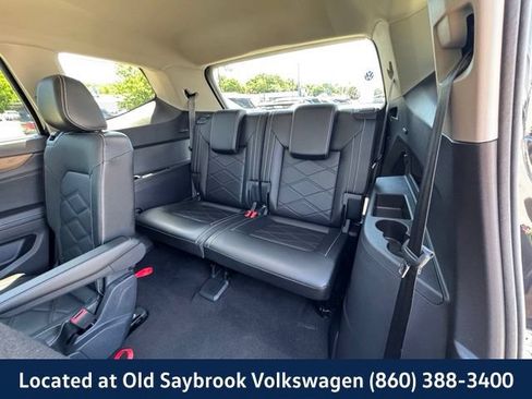 Certified 2024 Volkswagen Atlas SE AWD/4WD image 12
