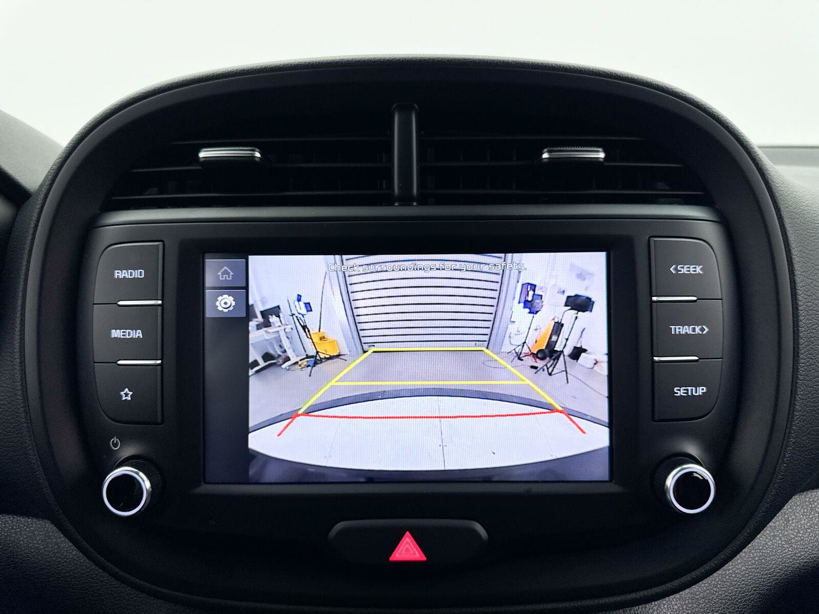 Used 2025 Kia Soul LX FWD image 24