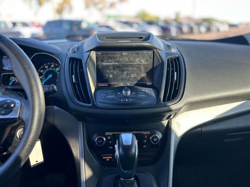 Used 2015 Ford Escape SE w/ Equipment Group 201A AWD/4WD image 18