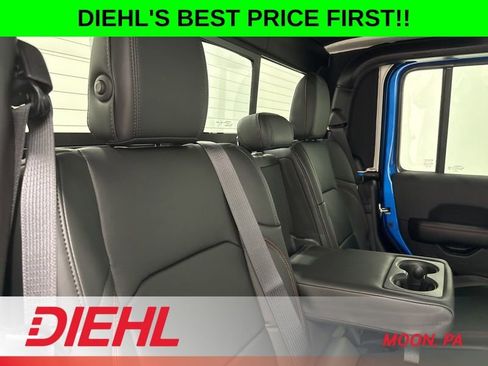 New 2026 Jeep Gladiator Rubicon AWD/4WD image 11
