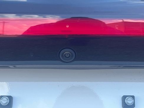 New 2025 Chrysler Pacifica Select w/ Uconnect Theater Family Group image 19