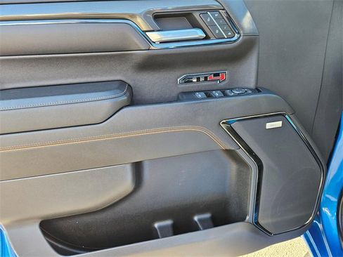 Used 2023 GMC Sierra 1500 AT4 w/ AT4 Premium Package image 18