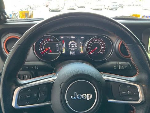 Used 2021 Jeep Gladiator Mojave AWD/4WD image 6