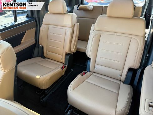 Used 2026 Hyundai Santa Fe Calligraphy image 39