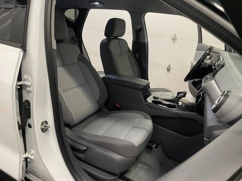 Used 2020 Chevrolet Blazer LT FWD image 44