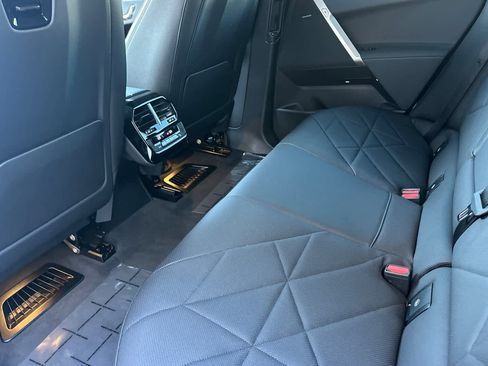 Used 2025 BMW iX xDrive50 image 4