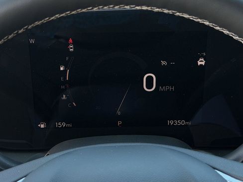 Used 2025 Buick Encore GX Avenir AWD/4WD image 10