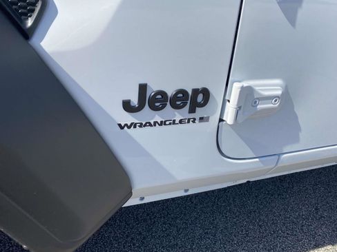 New 2026 Jeep Wrangler Sport AWD/4WD image 15