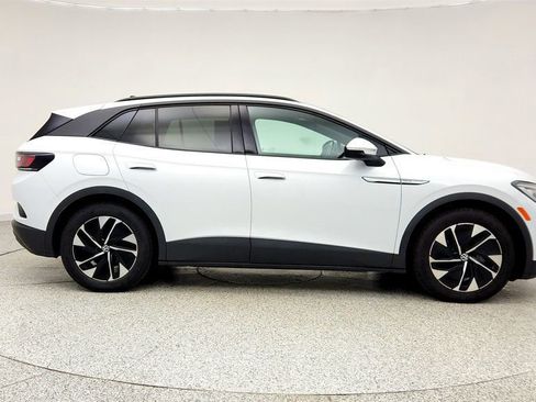 Used 2022 Volkswagen ID.4 Pro S image 3