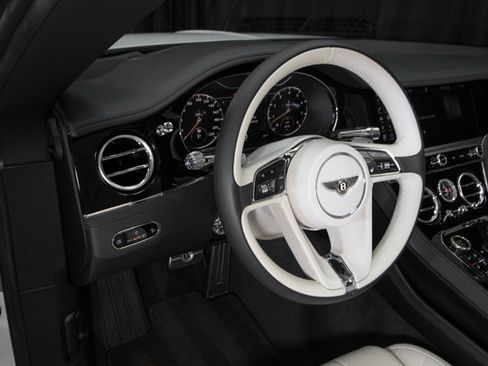 Used 2020 Bentley Continental GT V8 First Edition image 22