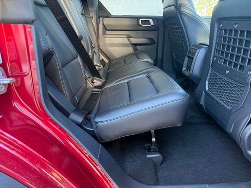 New 2026 Ford Bronco Badlands w/ Sasquatch Package image 7