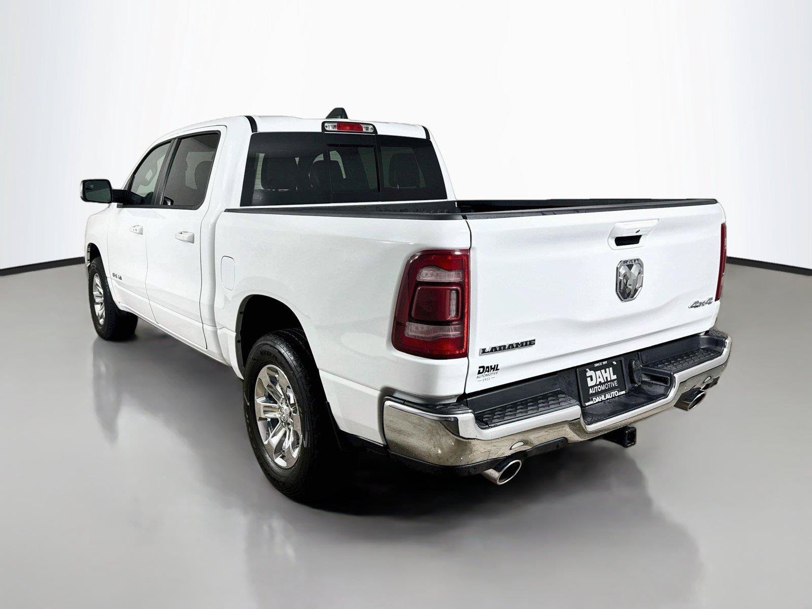 Used 2024 RAM 1500 Laramie AWD/4WD image 10