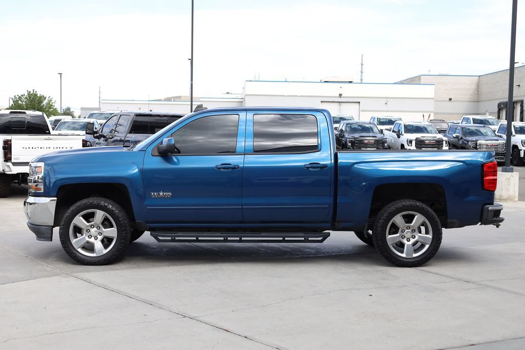 Used 2018 Chevrolet Silverado 1500 LT w/ Texas Edition RWD image 3