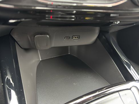 Used 2025 Chevrolet Trax ACTIV w/ Driver Confidence Package FWD image 20