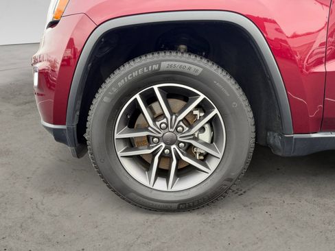 Used 2022 Jeep Grand Cherokee Limited image 14