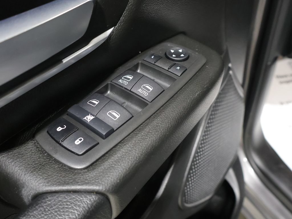 Certified 2022 RAM 1500 Big Horn RWD image 14