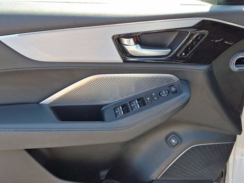 Certified 2023 Acura MDX SH-AWD image 12