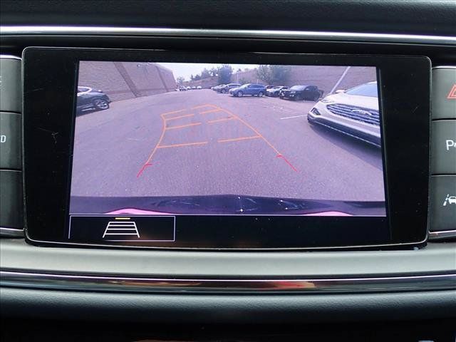 Used 2020 Buick Enclave Premium w/ Sun and Sites Package AWD/4WD image 20