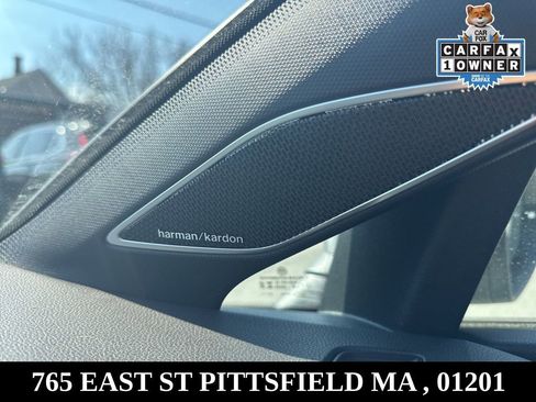 Used 2024 Volkswagen Golf R image 13