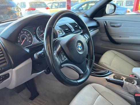 Used 2010 BMW 128i Convertible image 15