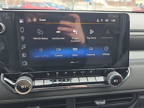 New 2025 Chevrolet Colorado LT w/ LT Convenience Package image 14