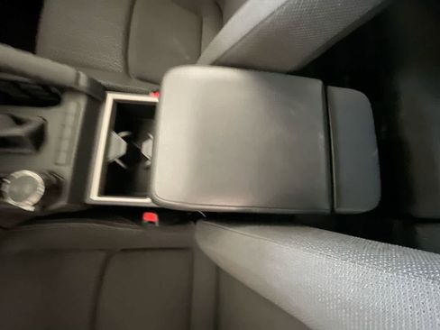 New 2026 Toyota 4Runner SR5 AWD/4WD image 21