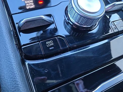 Used 2025 Jeep Grand Cherokee Summit AWD/4WD image 66