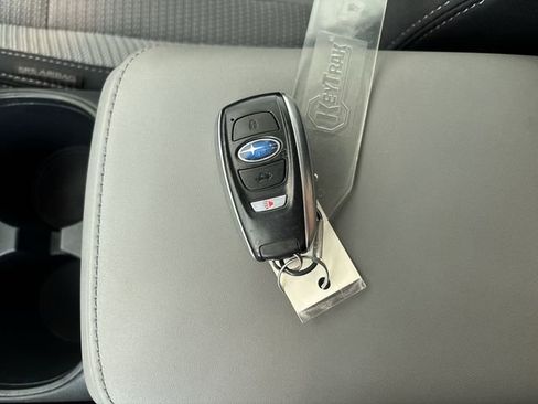 Used 2023 Subaru Outback Premium image 34