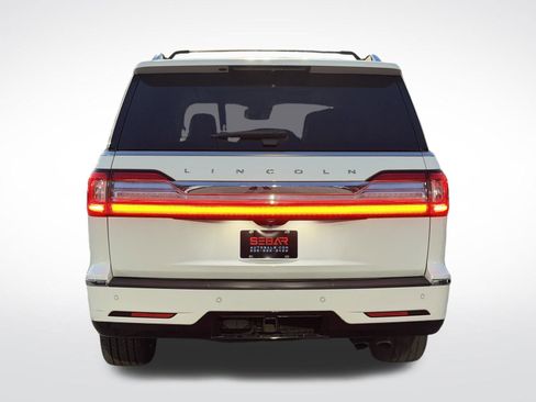 Used 2020 Lincoln Navigator Reserve w/ Luxury Package image 9