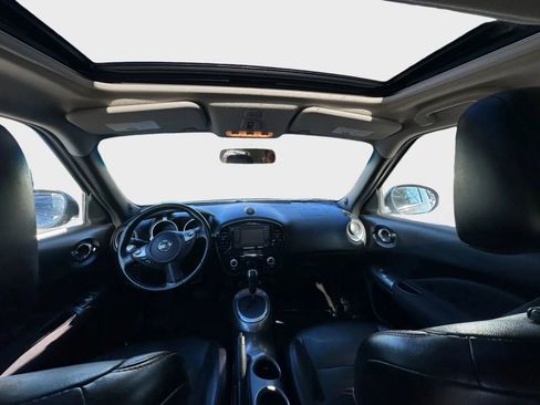 Used 2012 Nissan Juke SL image 10