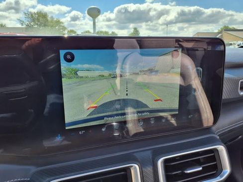 Used 2024 Ford Mustang Premium image 23