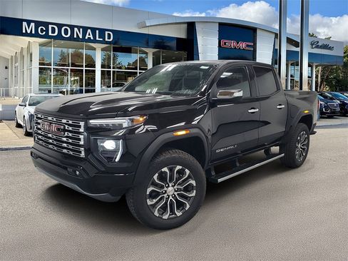 New 2026 GMC Canyon Denali image 1