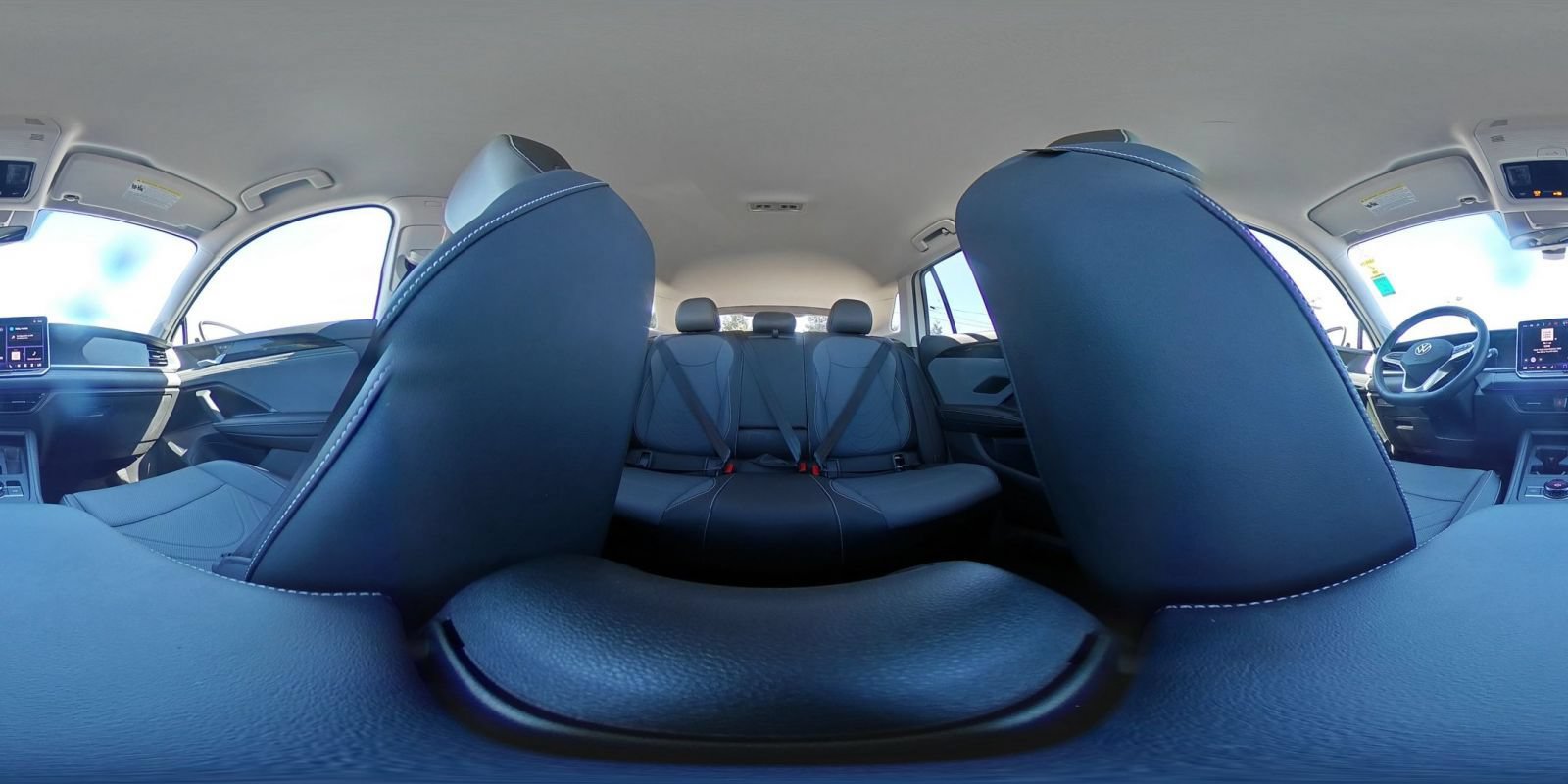 Used 2026 Volkswagen Tiguan SE FWD image 43