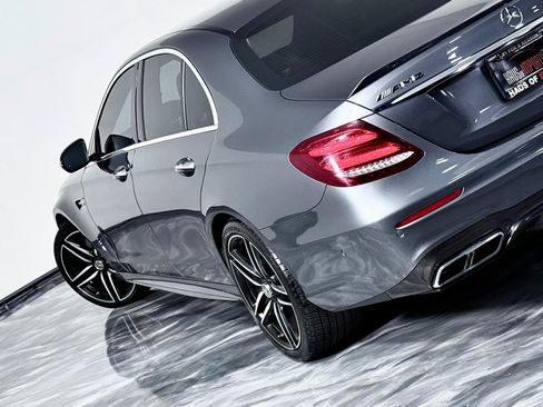 Used 2018 Mercedes-Benz E 63 AMG S image 13