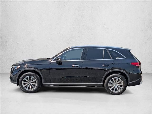 Used 2026 Mercedes-Benz GLC 300 image 9