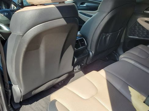Used 2020 Hyundai Santa Fe Limited image 10