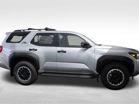 New 2026 Toyota 4Runner 4WD image 17