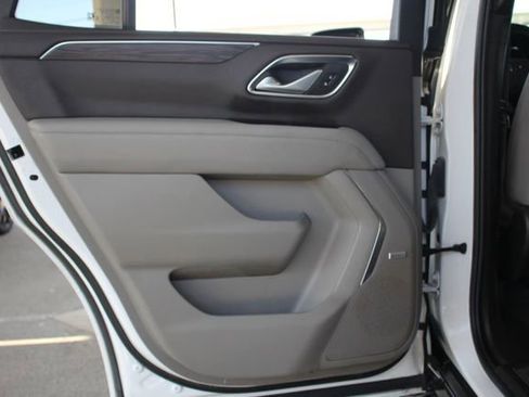 Used 2022 Chevrolet Tahoe Z71 image 30