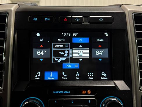 Used 2018 Ford F250 Lariat w/ Lariat Ultimate Package AWD/4WD image 11