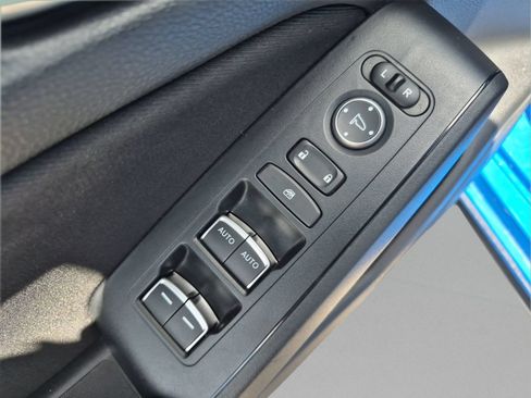 Used 2025 Honda Civic Sport image 16