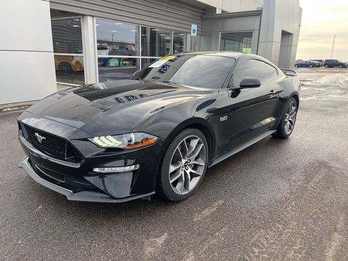 Used 2019 Ford Mustang GT image 2