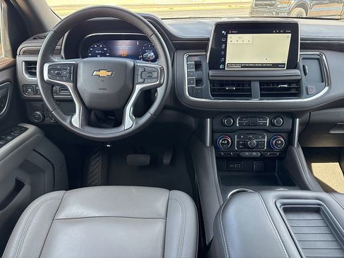 Used 2024 Chevrolet Tahoe LT RWD image 17
