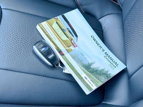 Used 2023 Subaru Crosstrek 2.5i Limited image 36