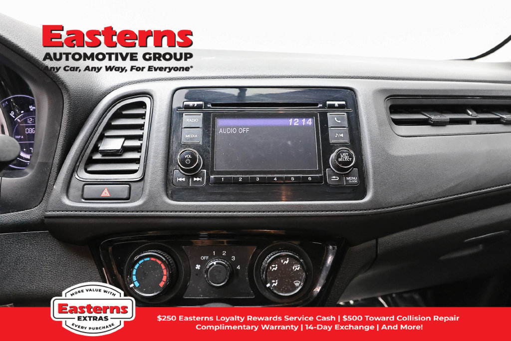 Used 2021 Honda HR-V LX image 12