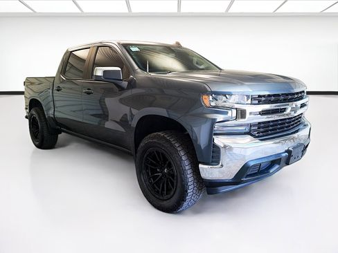 Used 2019 Chevrolet Silverado 1500 LT w/ All-Star Edition RWD image 3